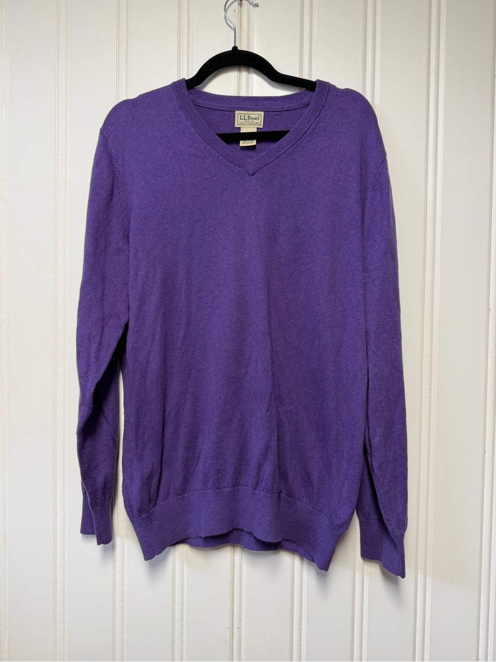 L.L. Bean Woman’s Purple V-Neck Pullover Vintage Cotton Cashmere Sweater Large